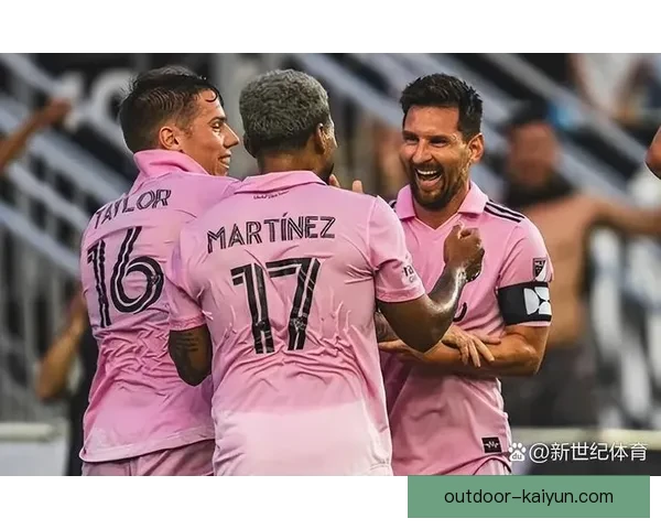 阿尔巴创造助攻新纪录，状态回暖再度展现传球大师风采