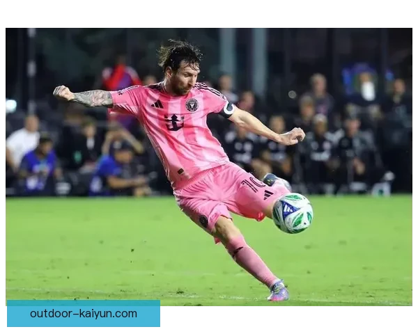 梅西国家队百球里程碑展示出其在国际赛场上的卓越表现与影响力